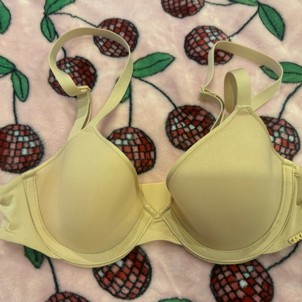 SKIMS Bra - Picture 1 of 5